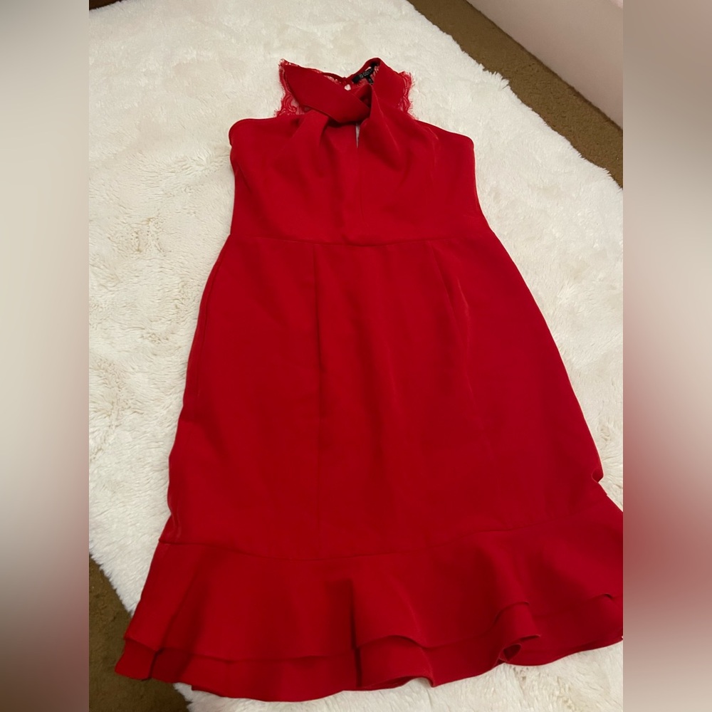 Dress red